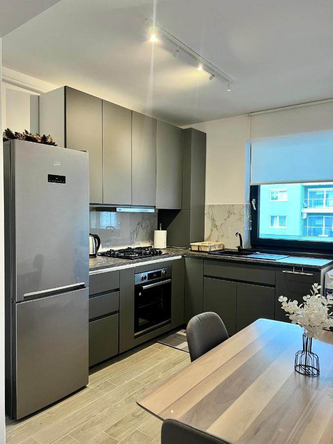 Boholand Apartment Braşov Exteriör bild